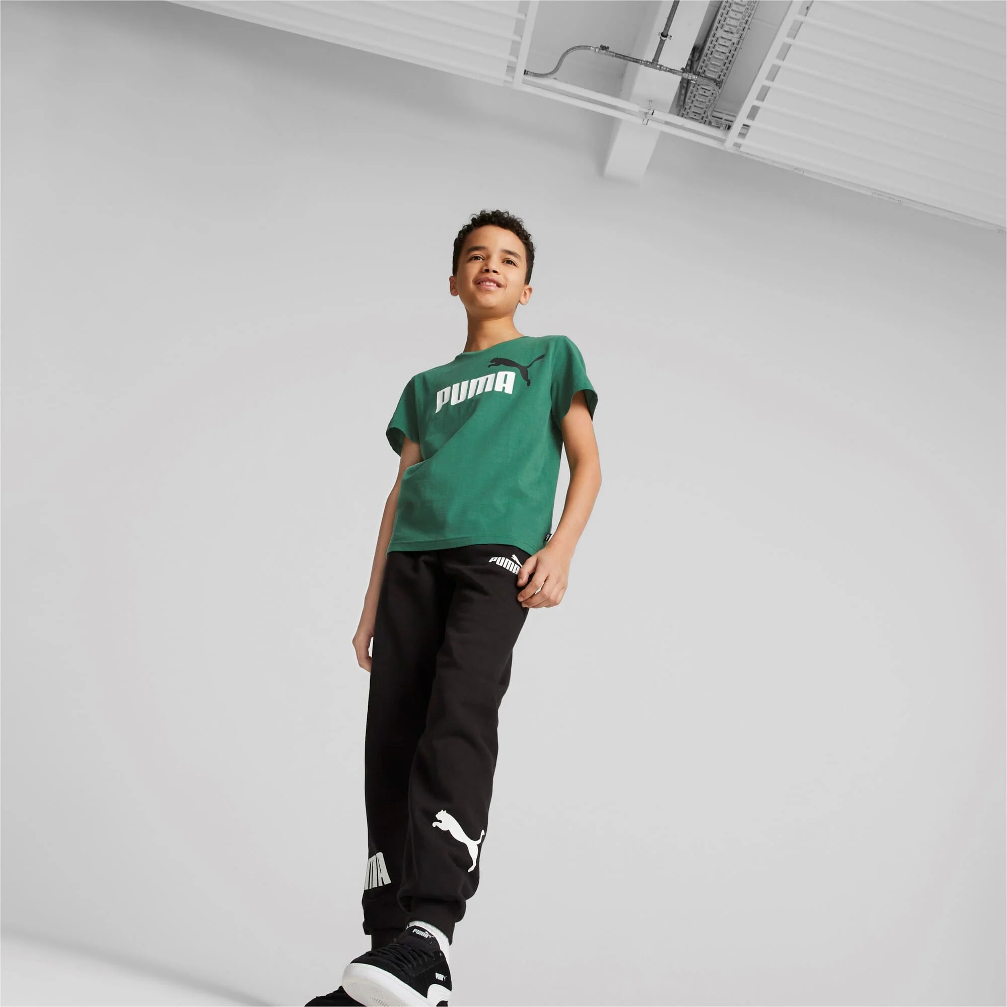 T-shirt Criança Puma Ess Logo - Image 4