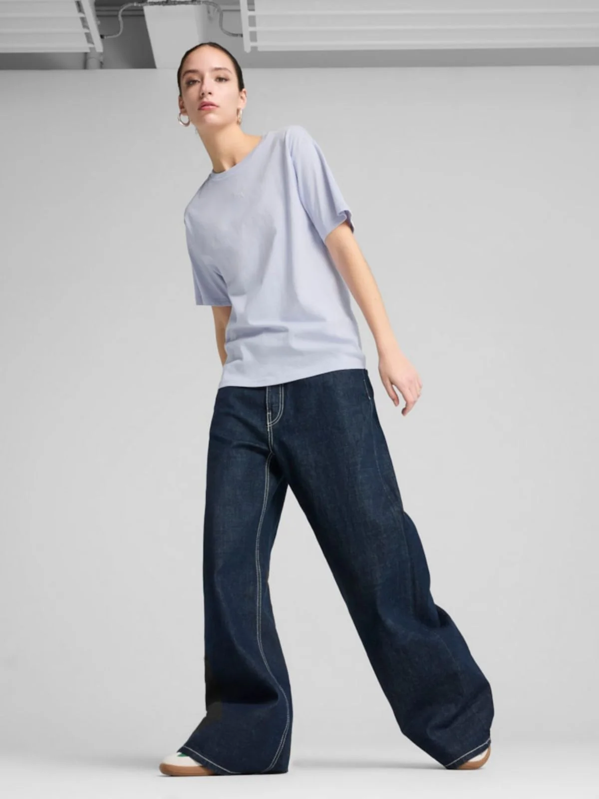 T-shirts de Algodão Mulher Puma Ess Relaxed - Image 5